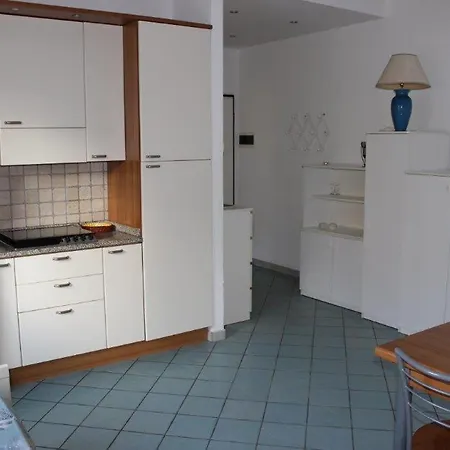 Monomare Apartment *